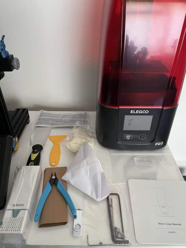 Elegoo Mars 3 - Resin 3D Printer Unboxing and setup 